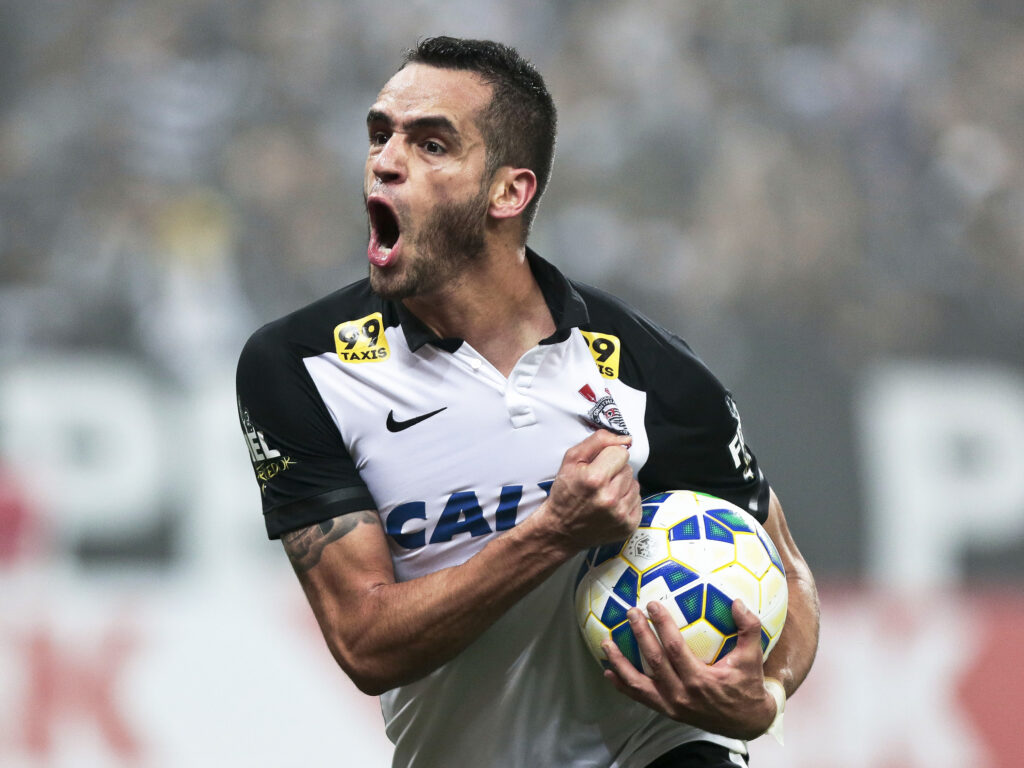 Renato Augusto Consegue Liberação E Deve Assinar Com O Corinthians Nesta Quarta Feira Do Futebol