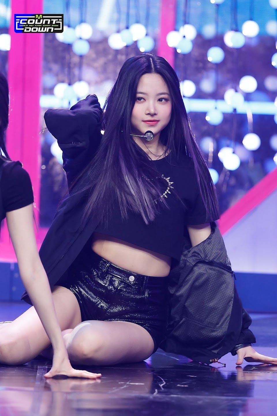 LE SSERAFIM's Hong Eunchae Wouldn't Have Become An Idol—If It Hadn't Been For SEVENTEEN