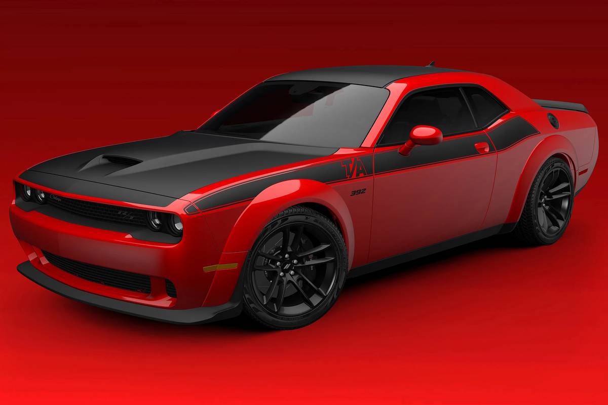 Dodge Widens Challenger Choices With Scat Pack Shaker And T A 392 Widebodies