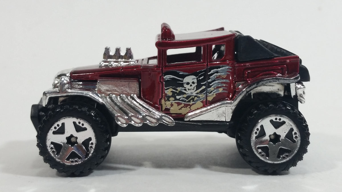 Hot Wheels Desert Stunt Force Baja Bone Shaker Metalflake Red Die
