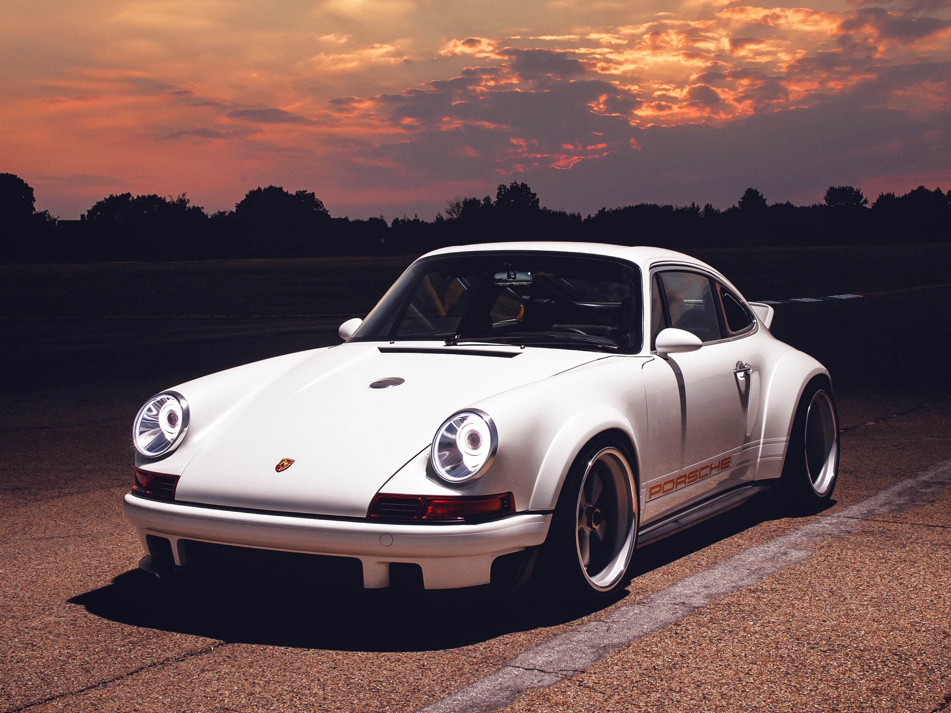 Singer's Latest Creation Brings Formula 1 Know How To The Porsche 911