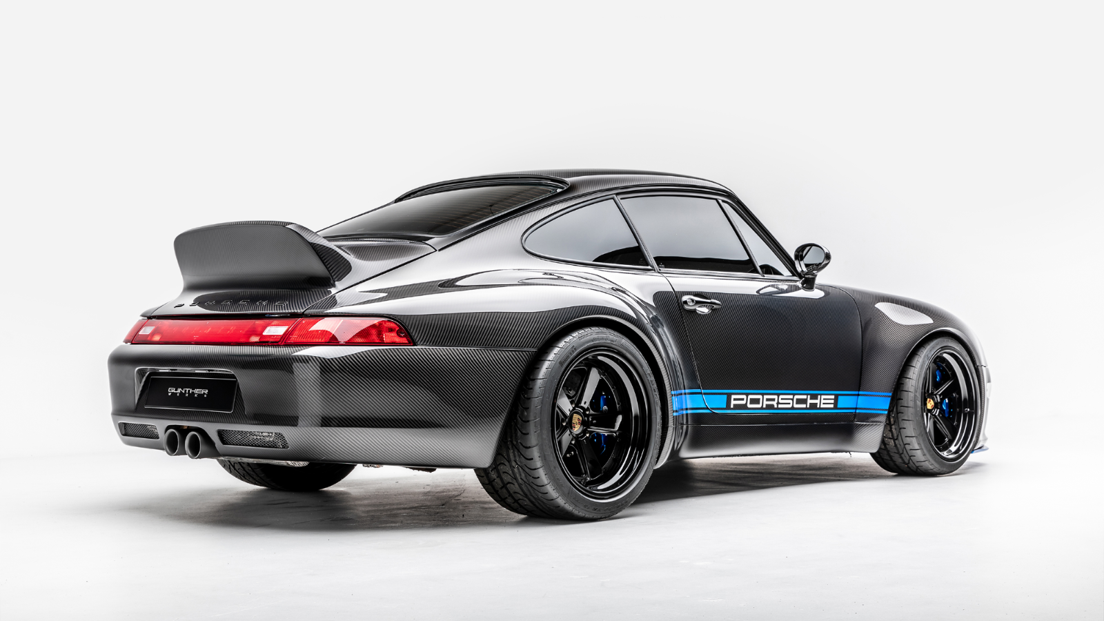 Gunther Werks 993 Porsche is Flawlessly Built