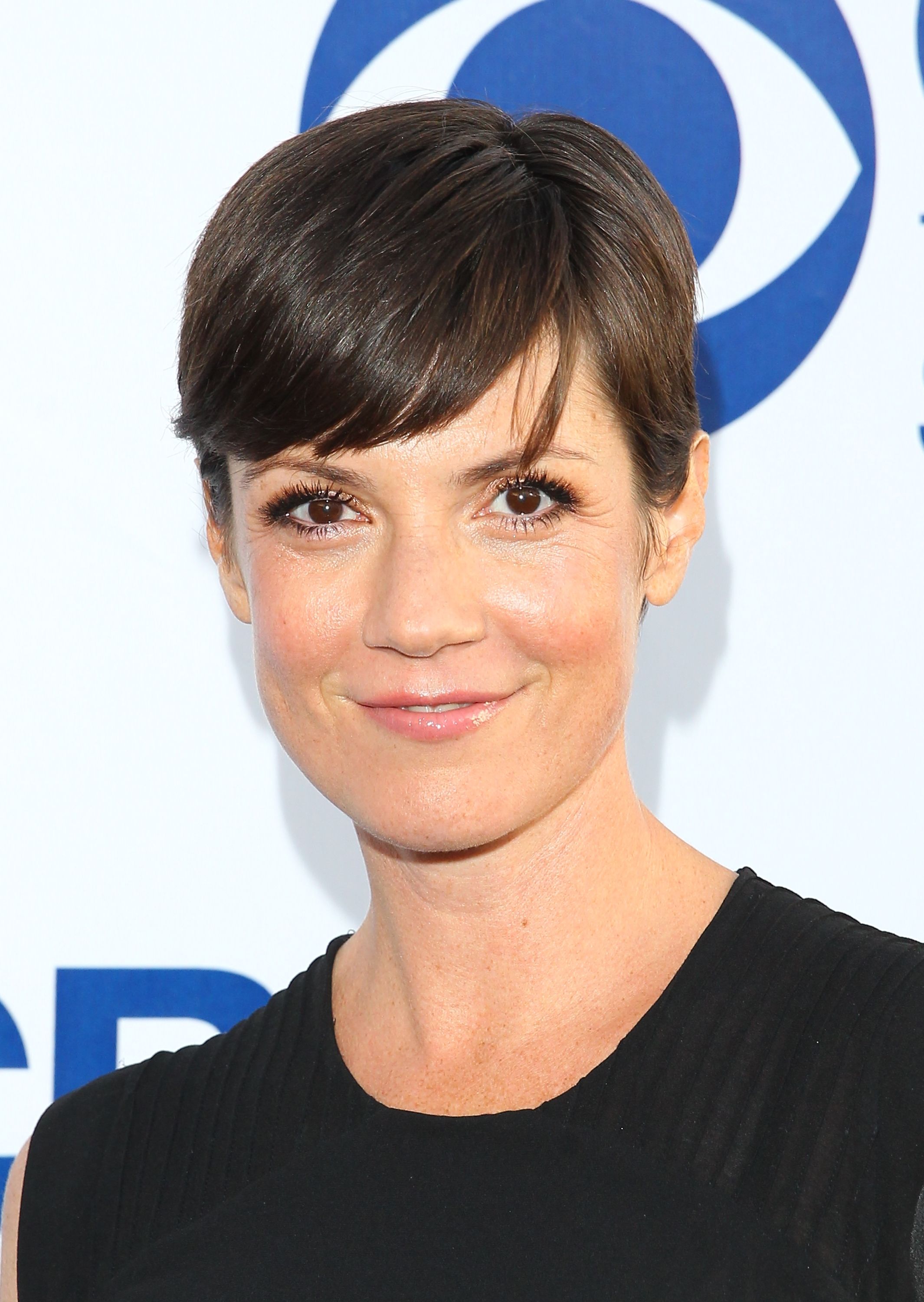 Is Zoe McLellan Alive? Her Life And Career Explored