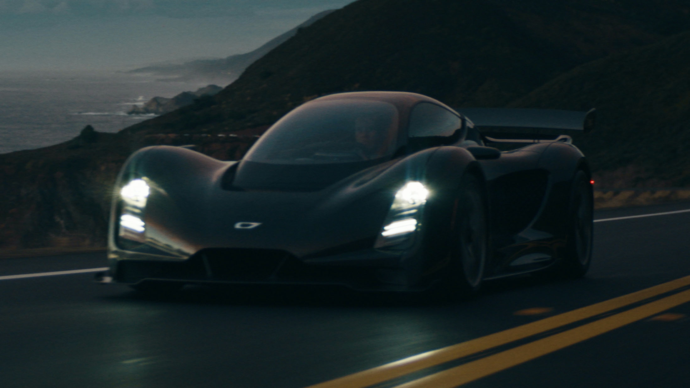 The Czinger 21C is a new hypercar from California