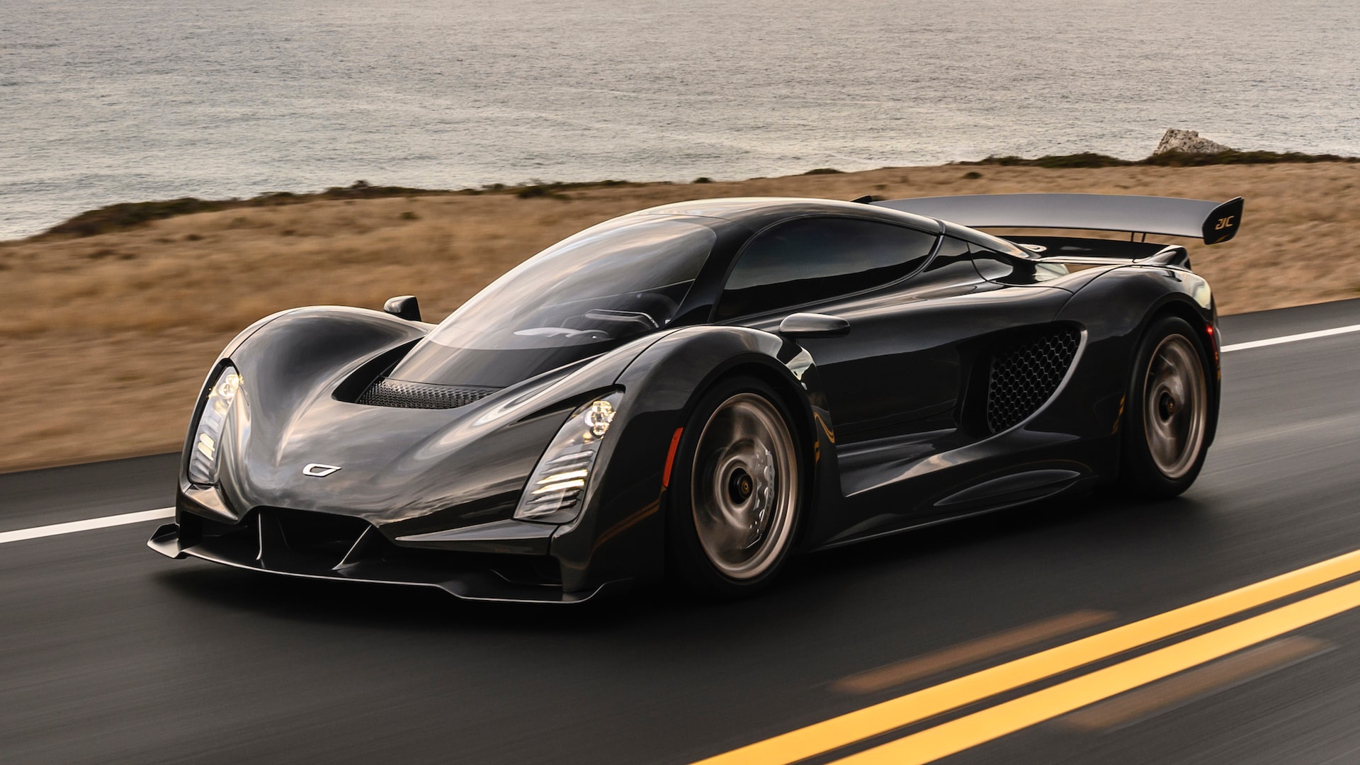 Meet The $1.6 Million, 1,233 HP Czinger 21C Hybrid Hypercar Ahead Of Geneva Debut