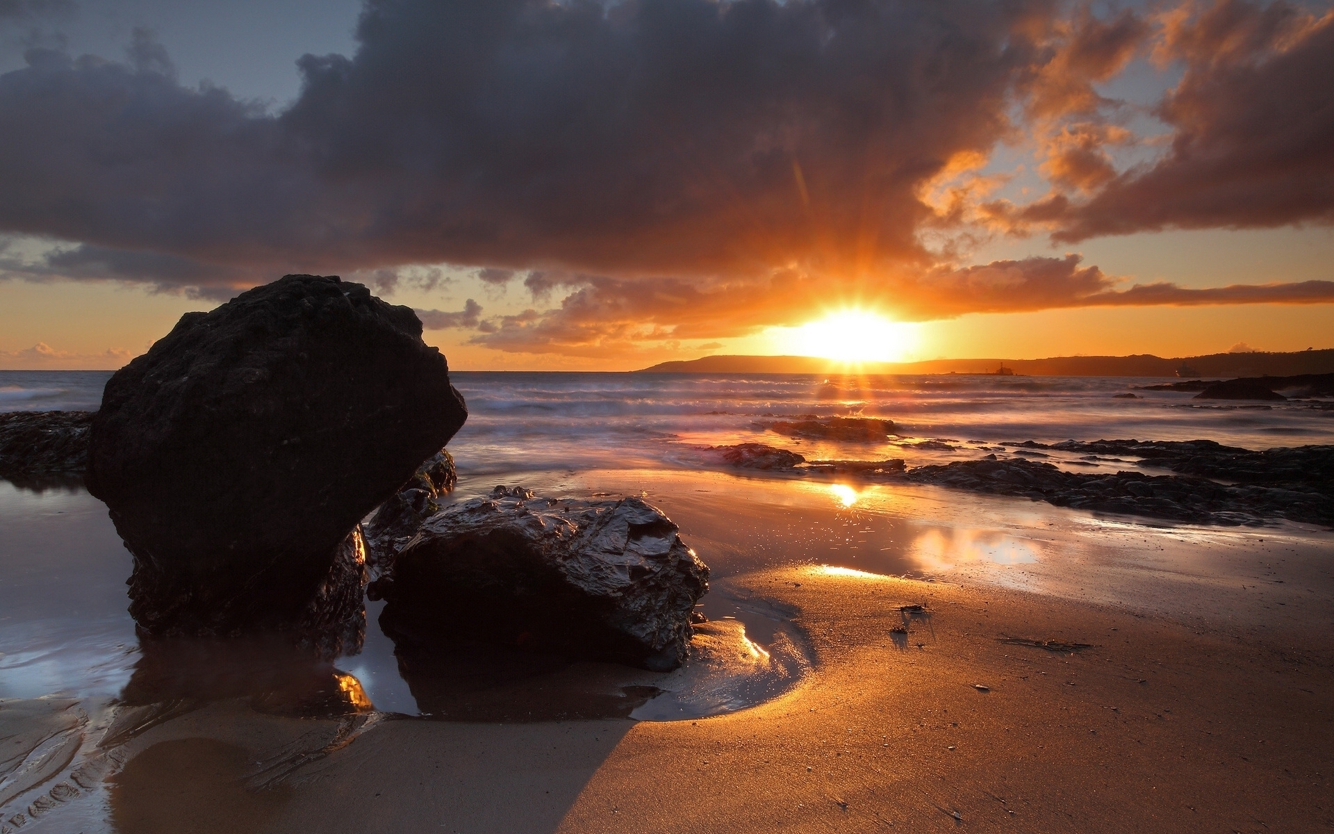 Beach Sunset Landscape Between Rocks HD wallpaper