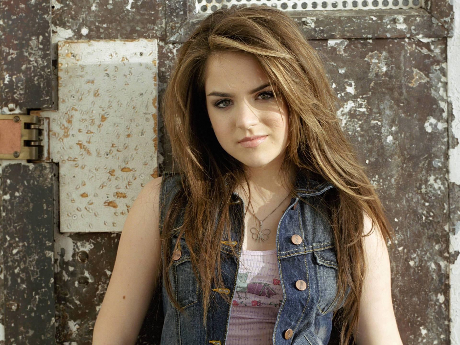 Free download JoJo Levesque image Joanna Levesque HD wallpaper and background [1920x1440] for your Desktop, Mobile & Tablet. Explore JoJo Wallpaper HD. JoJo Wallpaper HD, JoJo Wallpaper, Wallpaper Jojo