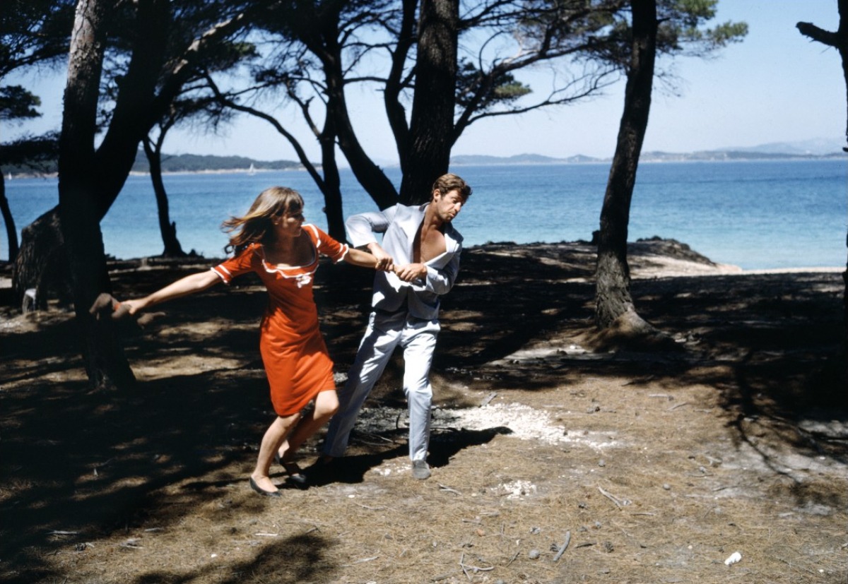 All sizes. Pierrot Le Fou Sharing!