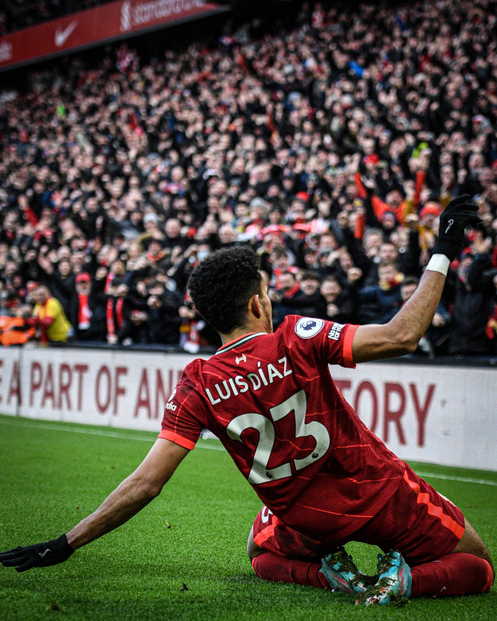 GOAL India Liverpool goal in front of the Kop for Luis Diaz ❤️
