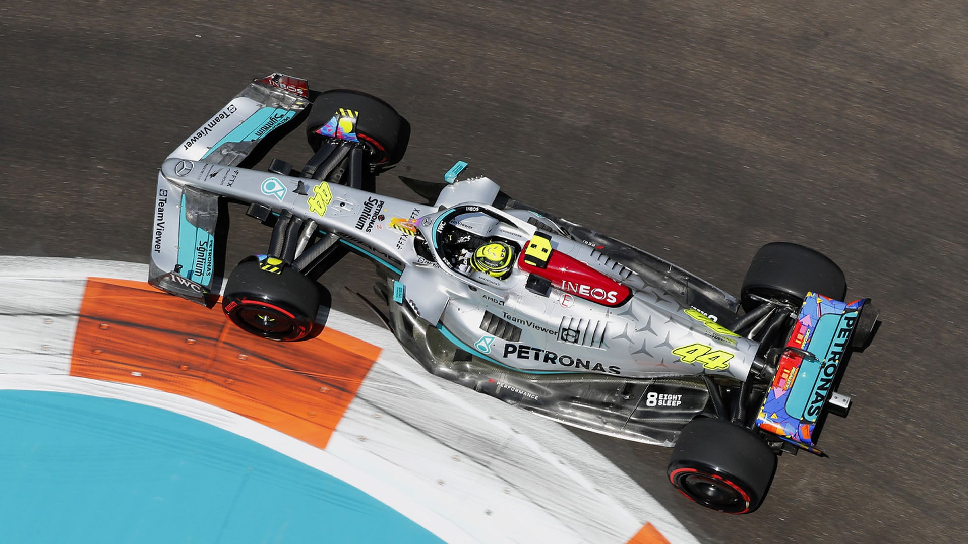 Mercedes Still Has No Idea Why Its F1 Car Is So Inconsistent