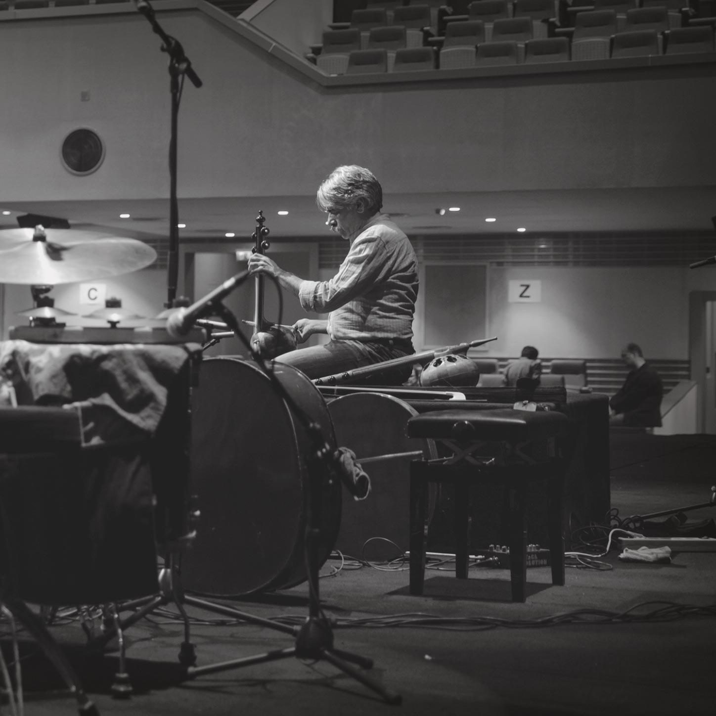 Kayhan Kalhor Official Website