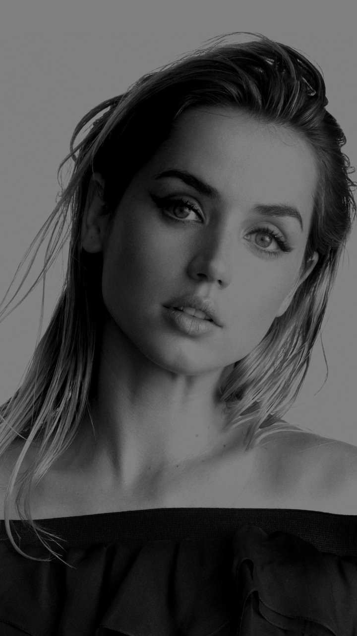 Celebrity Ana De Armas