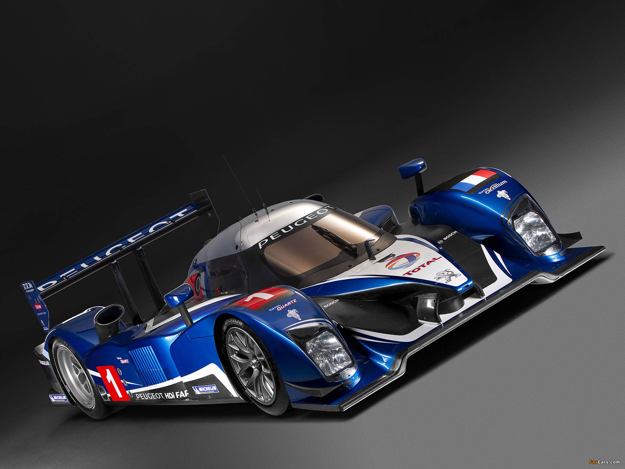 Peugeot 908 HDi FAP 2010 wallpaper (2048x1536)
