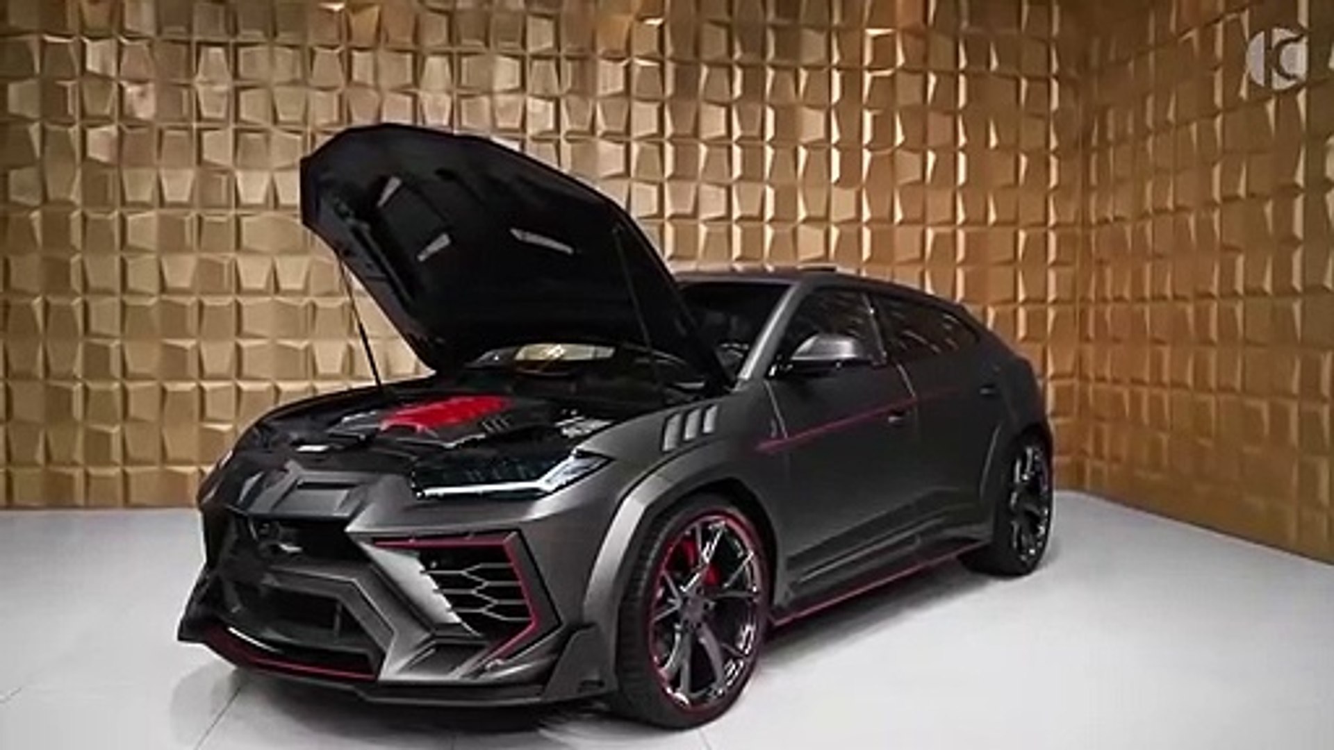 Mansory Lamborghini Urus VENATUS SUPER SUV is here!