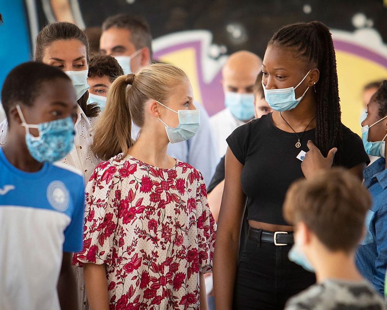 Unmasking a new generation of European royal: Multilingual. Poised. Extinct?