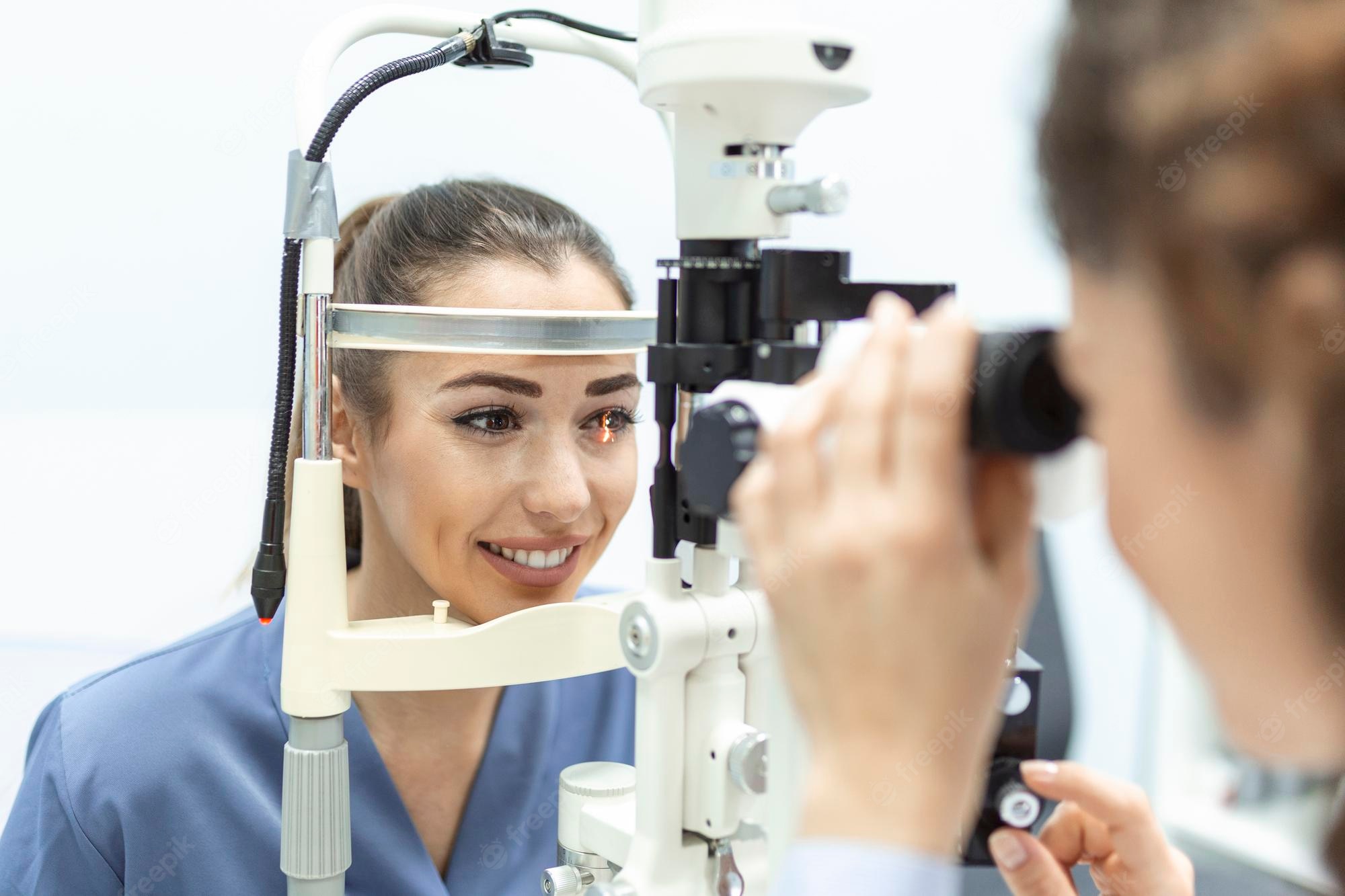 Optometrist Picture