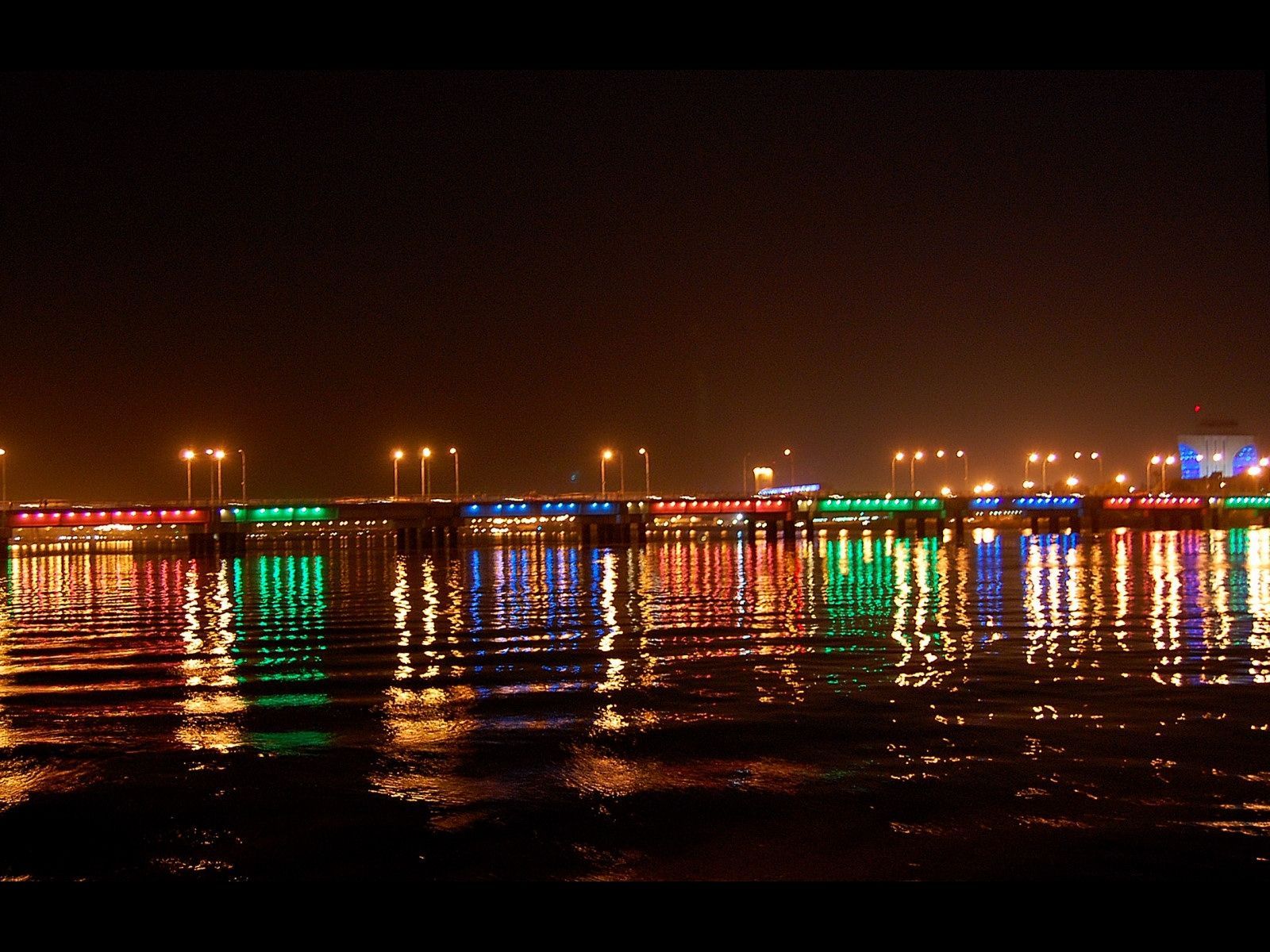 Iran Desktop Wallpaper