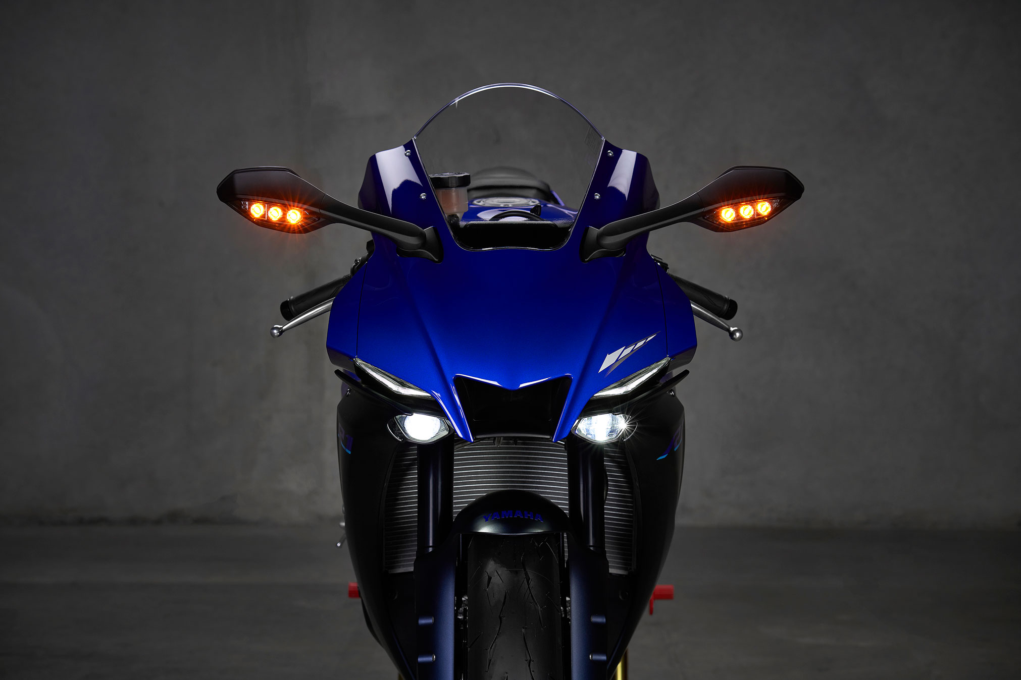 2022 Yamaha YZF R1 Guide • Total Motorcycle