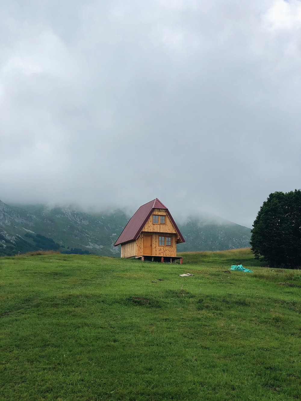 Mountain House Picture. Download Free Image