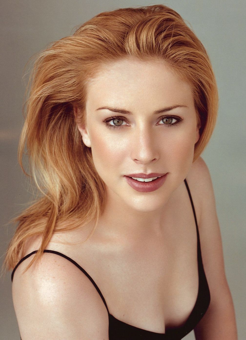 Diane Neal, Height & Life Story. Super Stars Bio