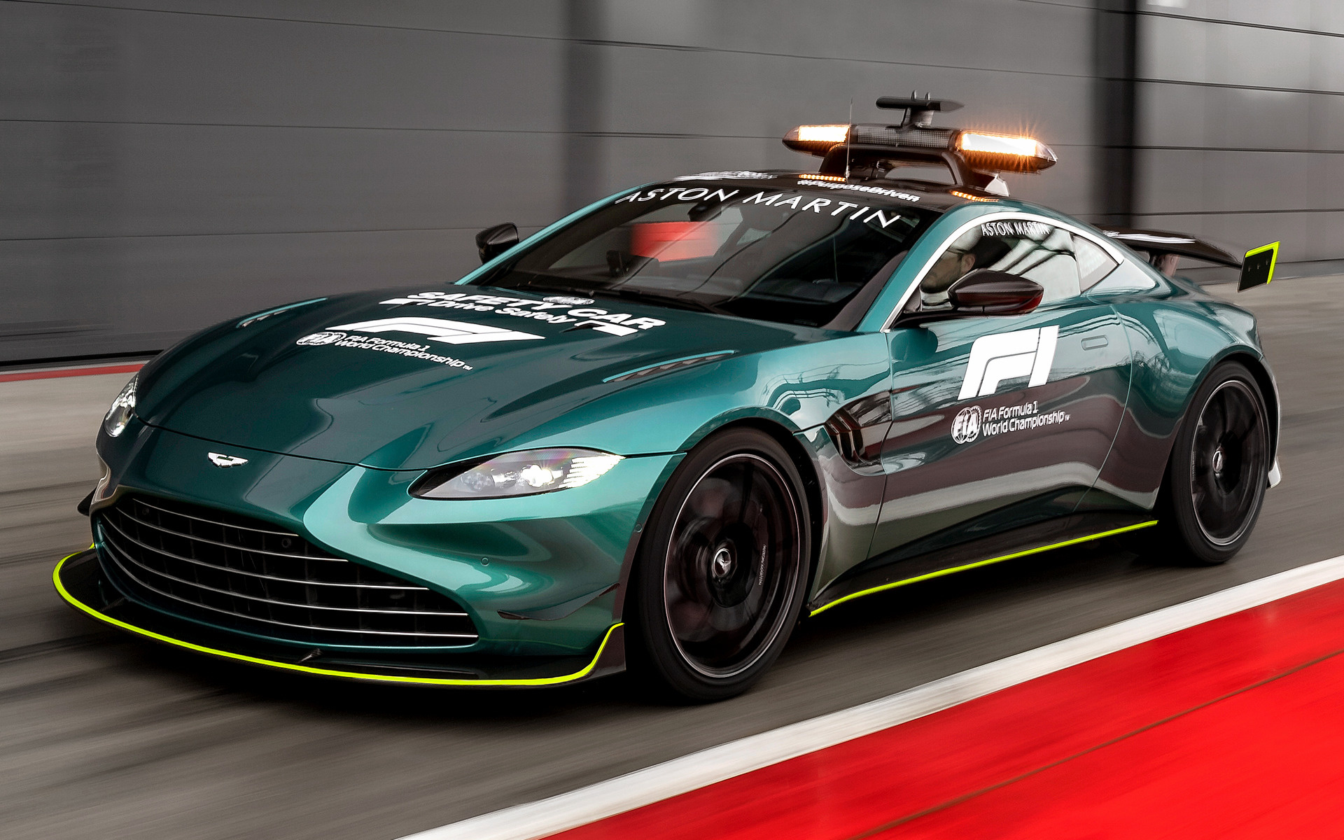 Aston Martin Vantage F1 Safety Car and HD Image