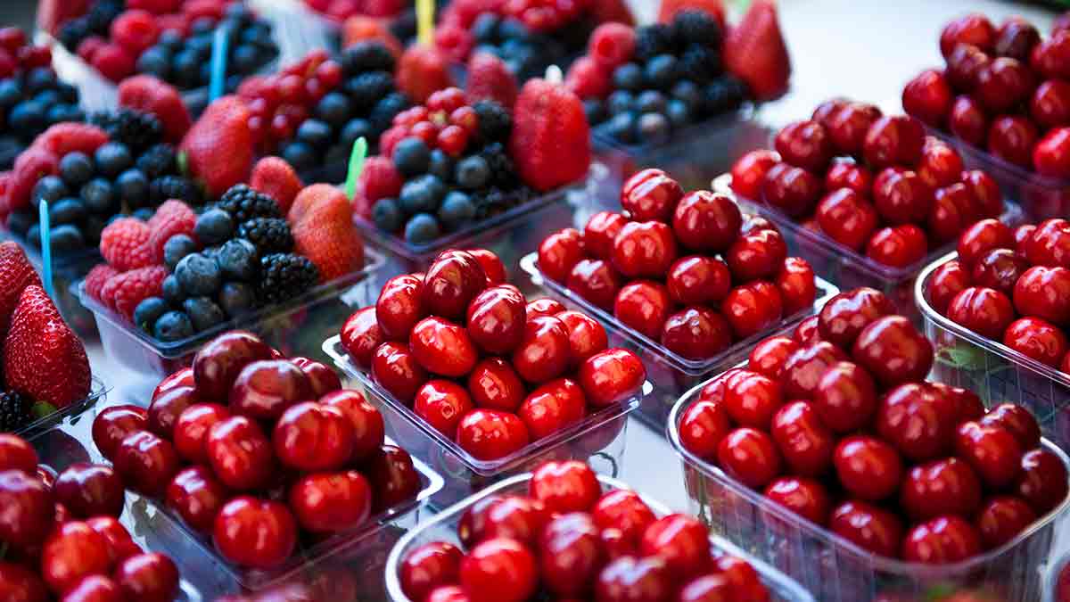 What's in Season? Cherries Food Focus