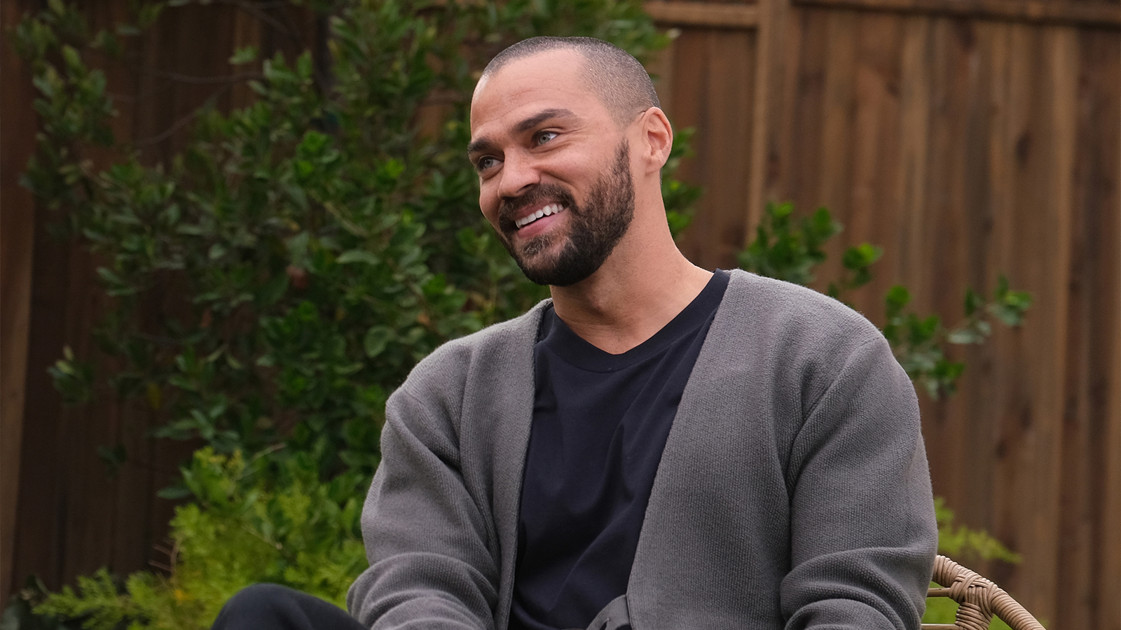 Jesse Williams previews 'Grey's Anatomy' and 'Station 19' crossover, talks new app