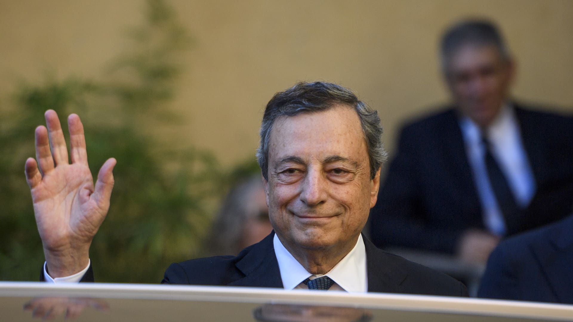 Italian bonds push higher as PM Mario Draghi suggests he'll stay in power