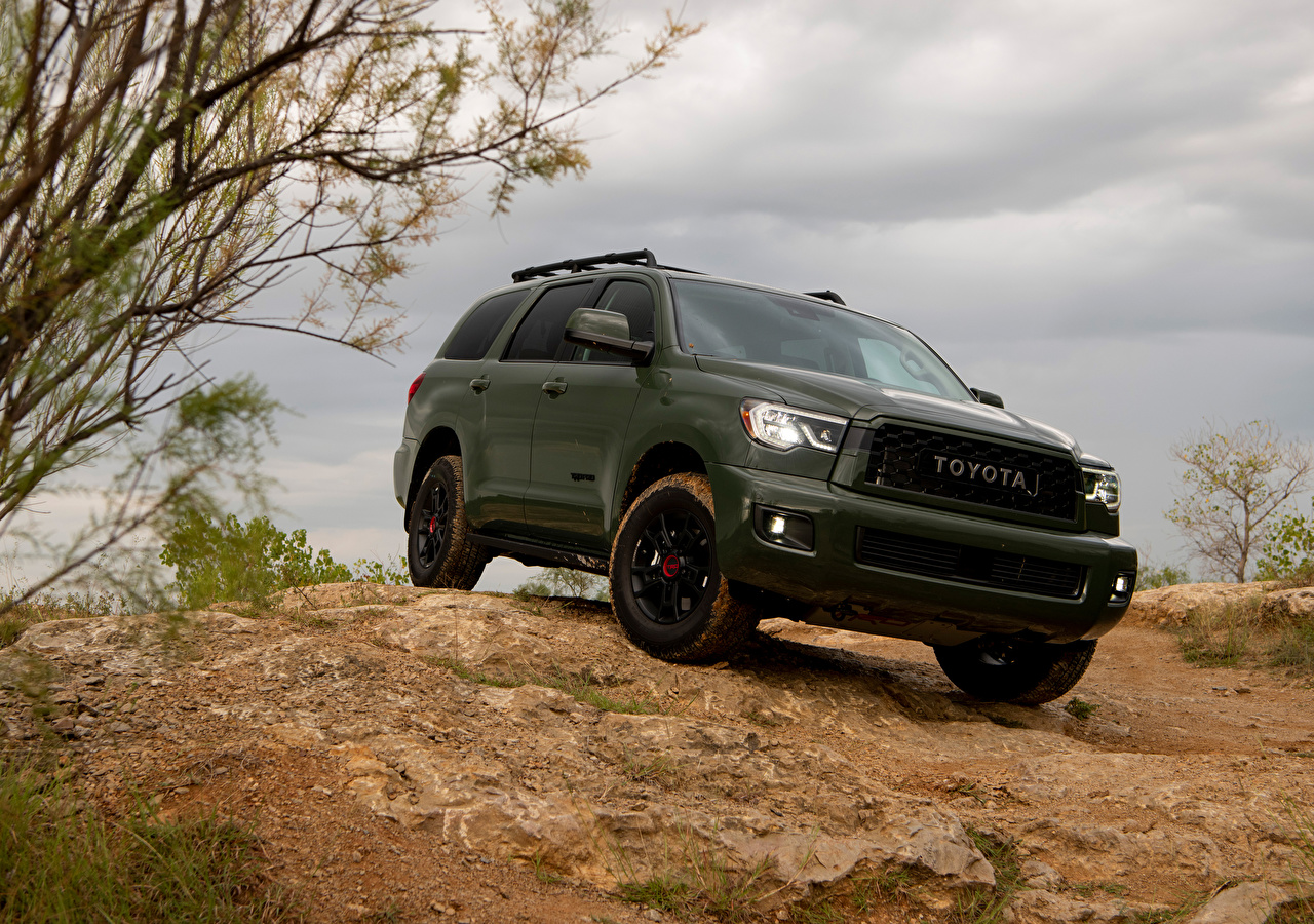 Desktop Wallpaper Toyota Crossover 2020 Sequoia TRD Pro Green Cars