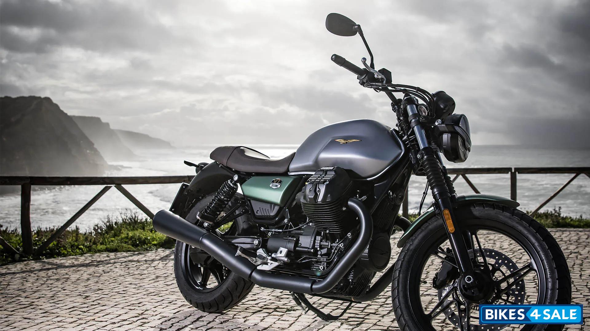 Photo 4. Moto Guzzi V7 Stone Centenary Motorcycle Picture Gallery