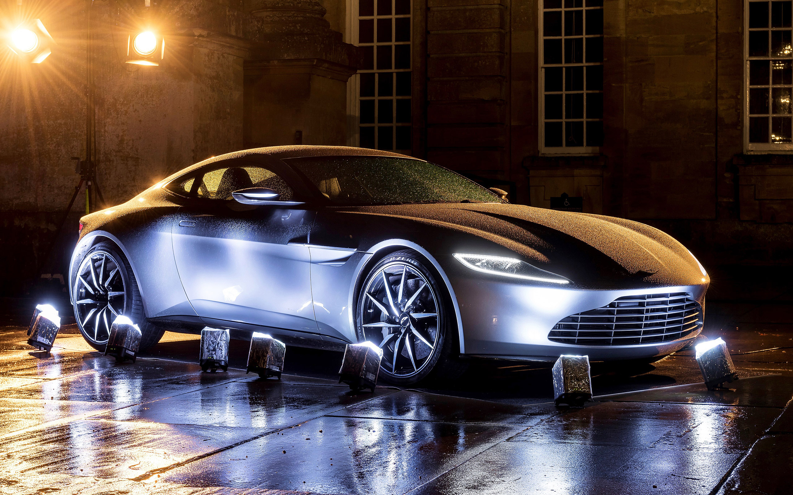 Aston Martin DB10 Spectre Wallpaper
