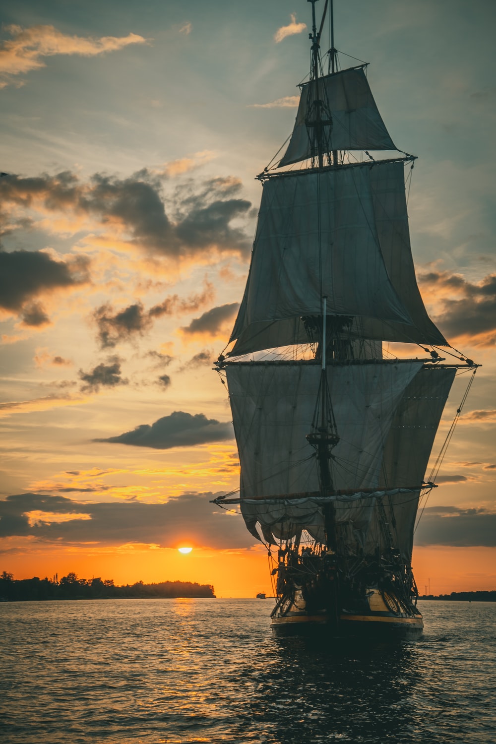 Pirate Ship Picture [HD]. Download Free Image