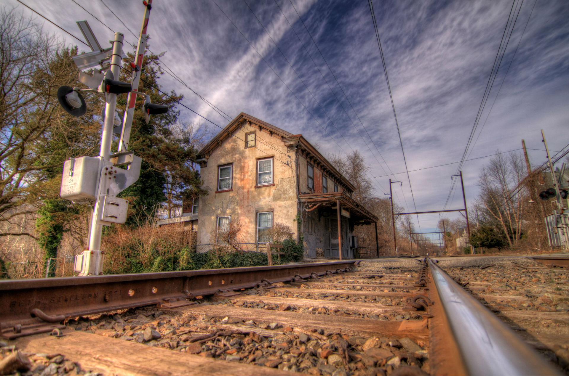 Abandoned Train Station Wallpapers - Wallpaper Cave