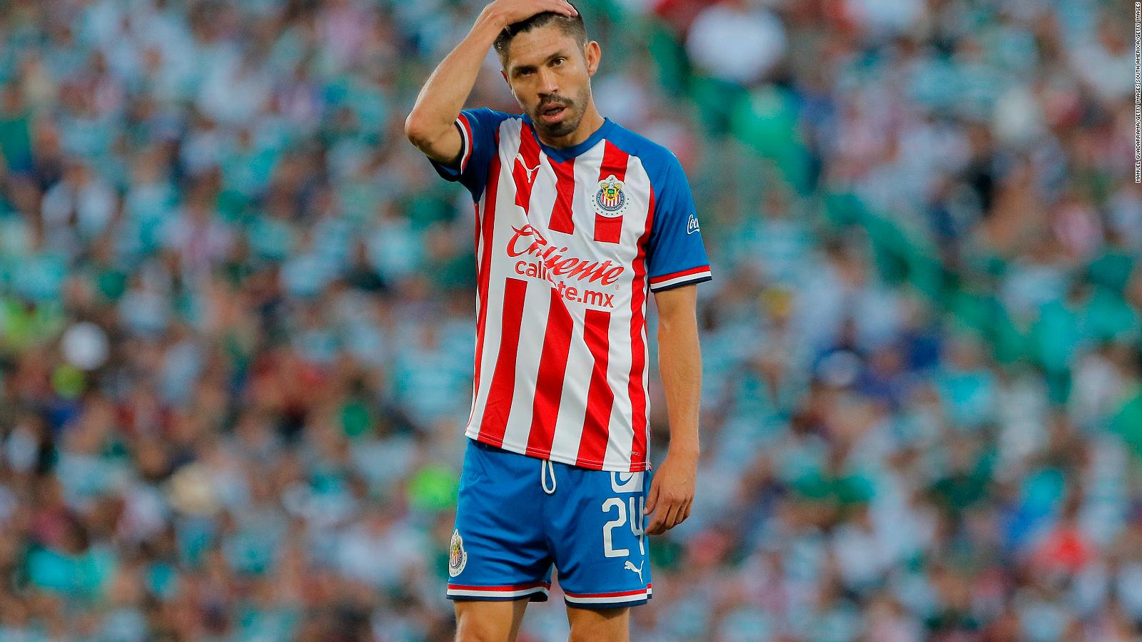 Incertidumbre en las Chivas por la salud de Oribe Peralta