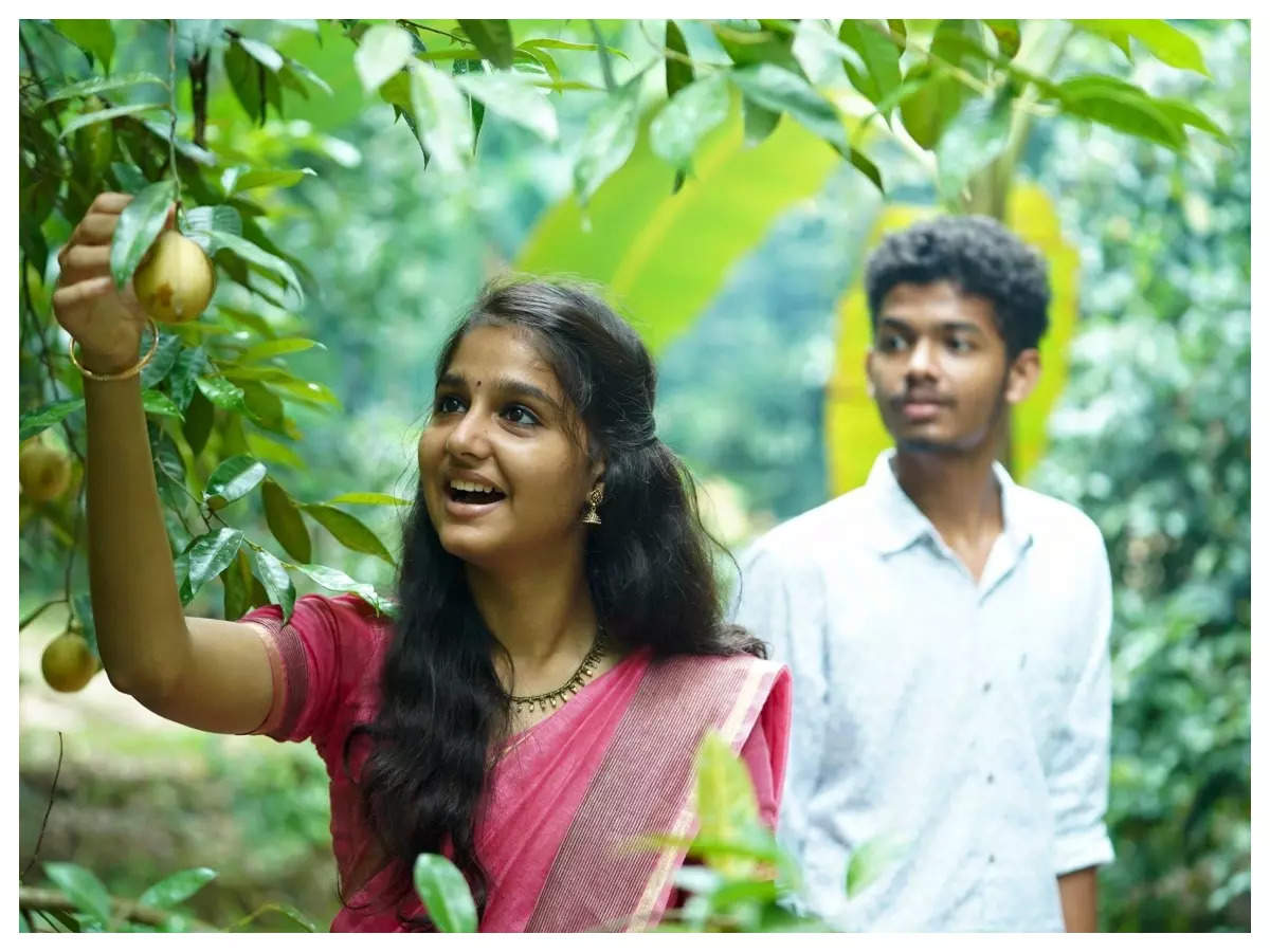 Guru Somasundaram roped in for Mathew Thomas- Anaswara Rajan's upcoming movie. Malayalam Movie News of India