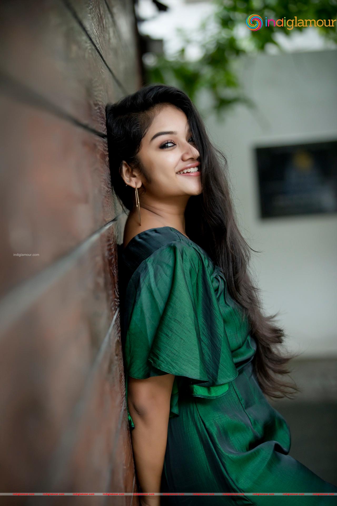 Preethi Sharma Actress HD Photo, Image, Pics And Stills Indiglamour.com