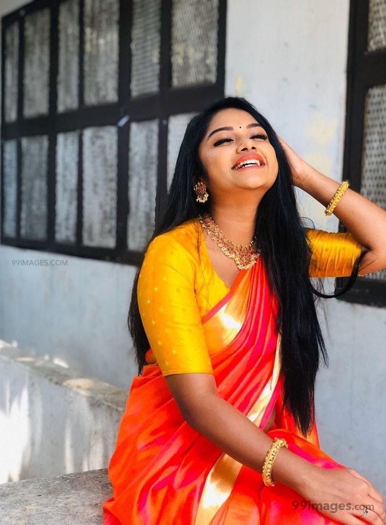 Preethi KitchappanFree Preethi Kitchappan Desktop Background