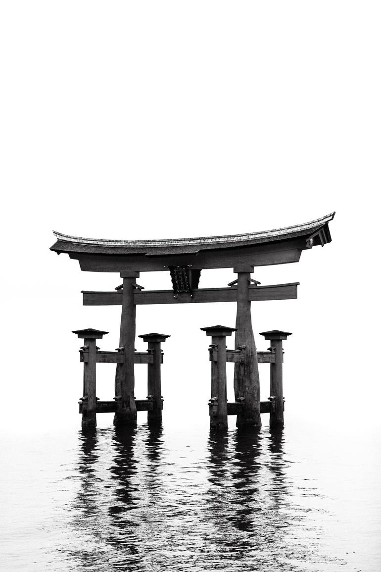 Torii Gate Black And White Phone Wallpapers Wallpaper Cave