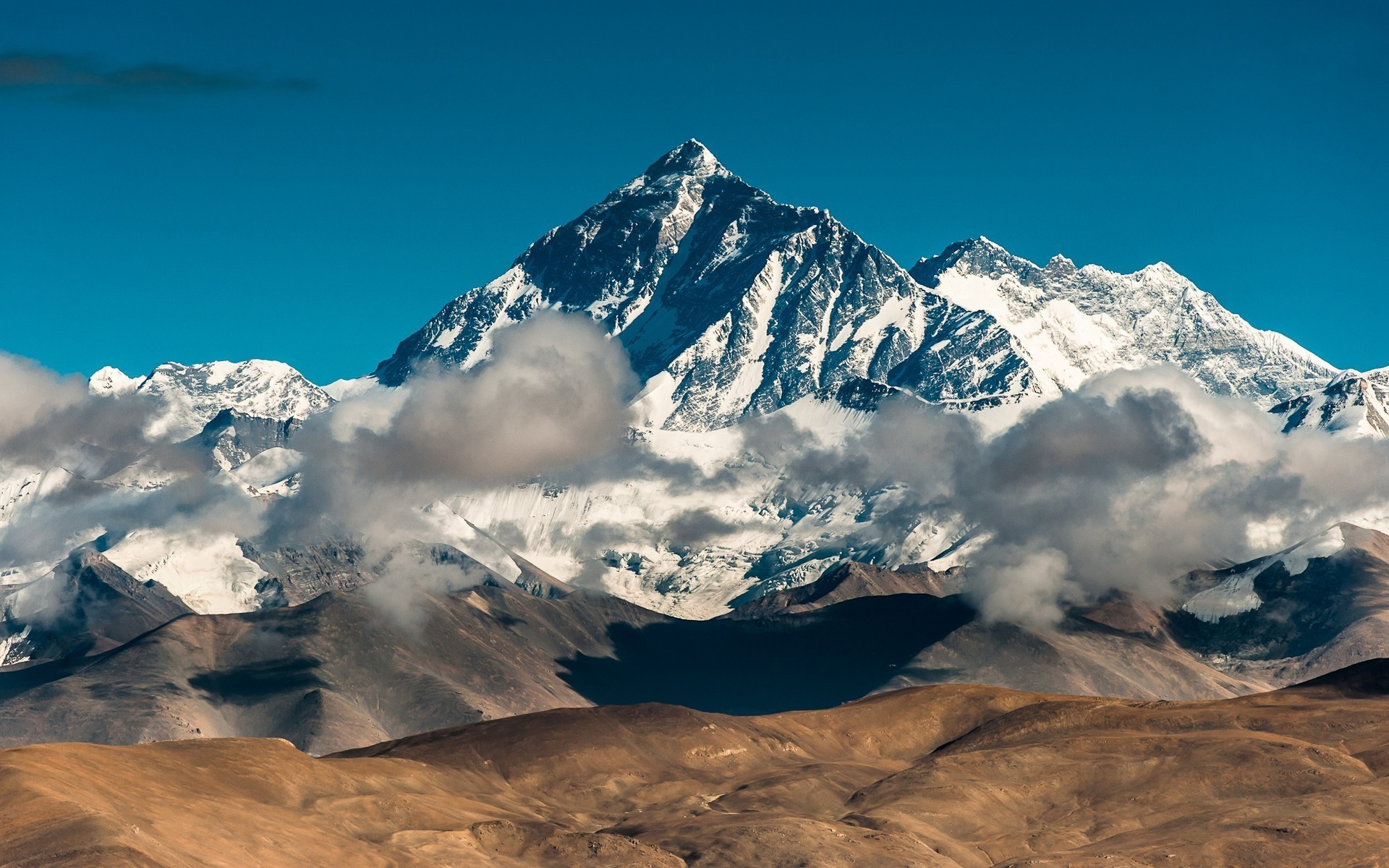 Mount Everest HD Wallpaper and Background