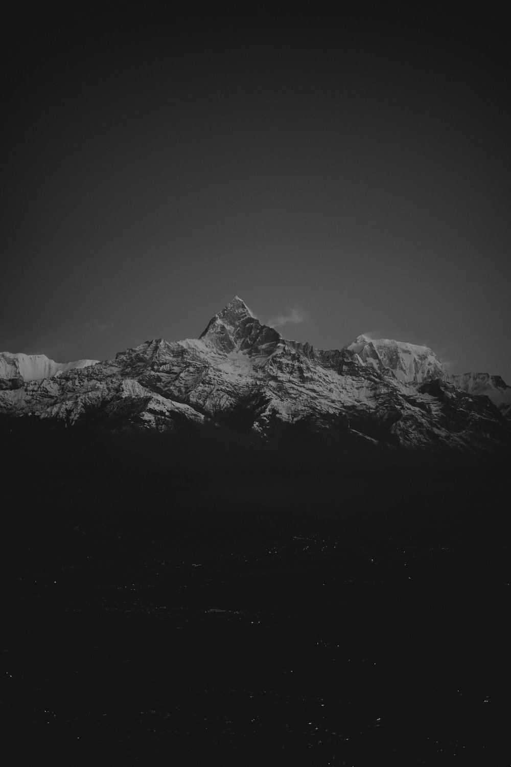 Mount Everest Picture. Download Free Image