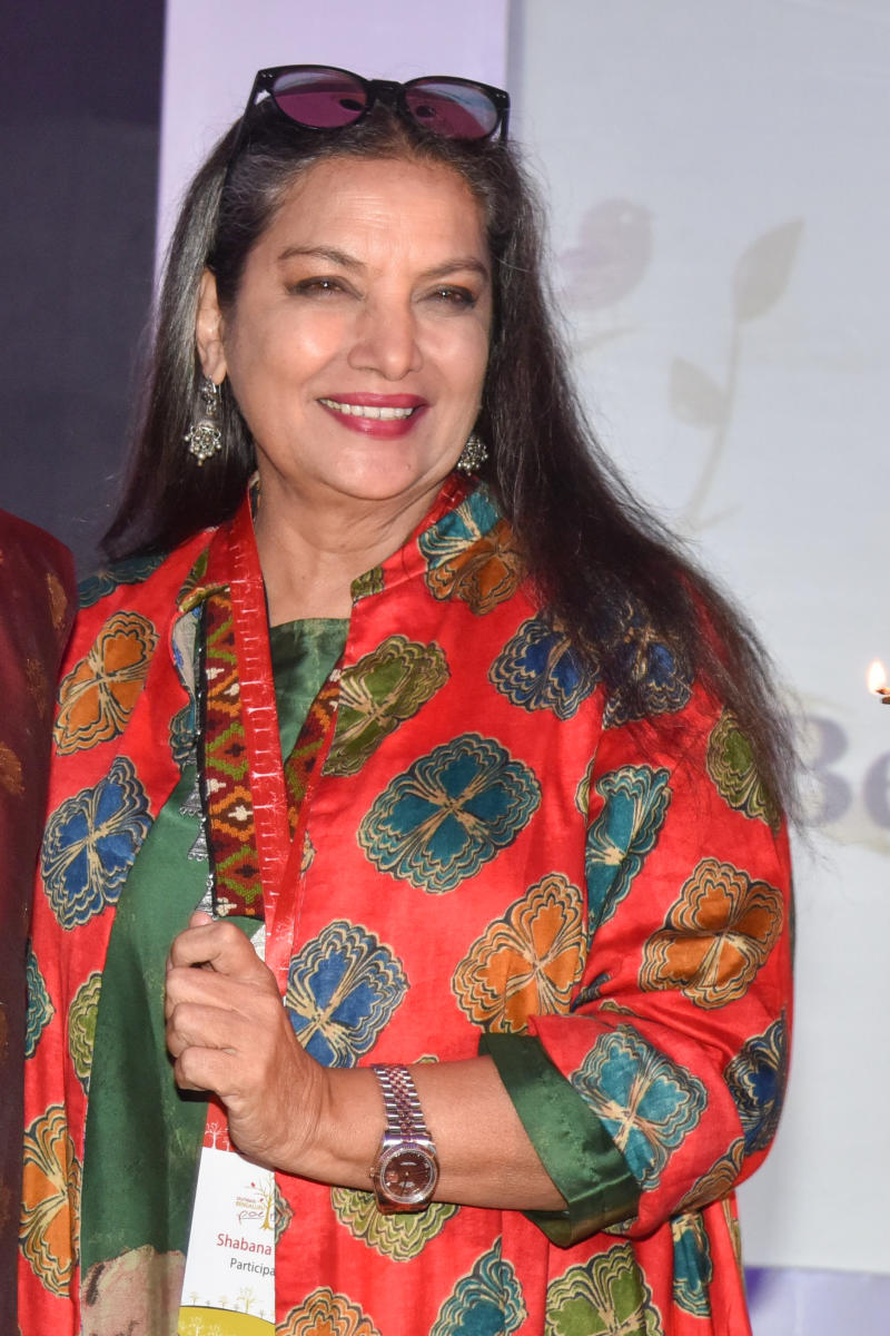 Shabana Azmi injured in accident; doctors say her condition is stable