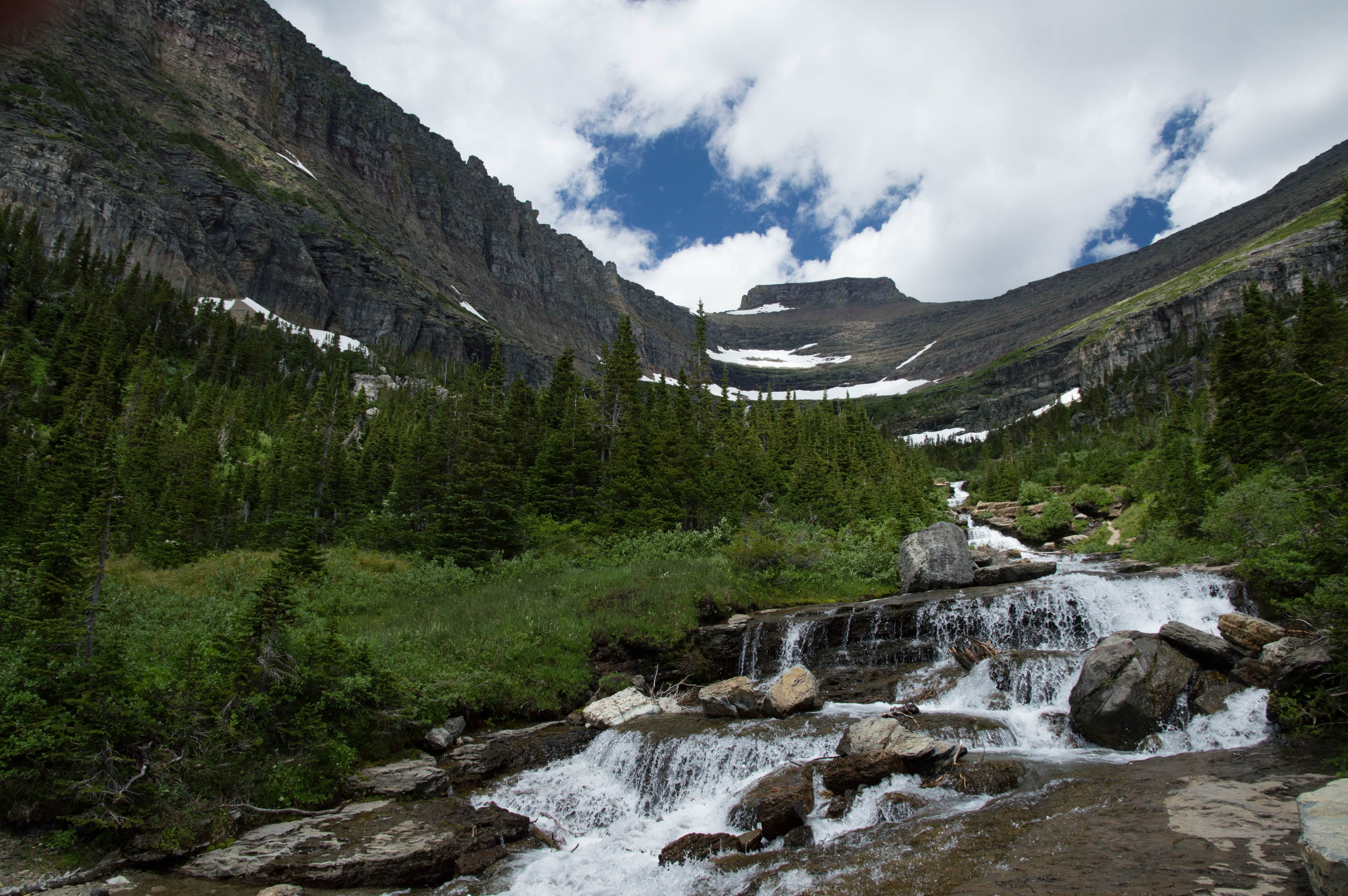 Going to the Sun Road Glacier National Park 4K wallpaper