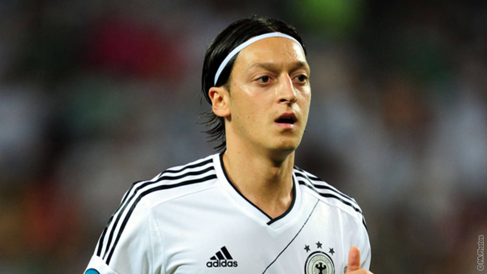 German international Ozil joins Arsenal