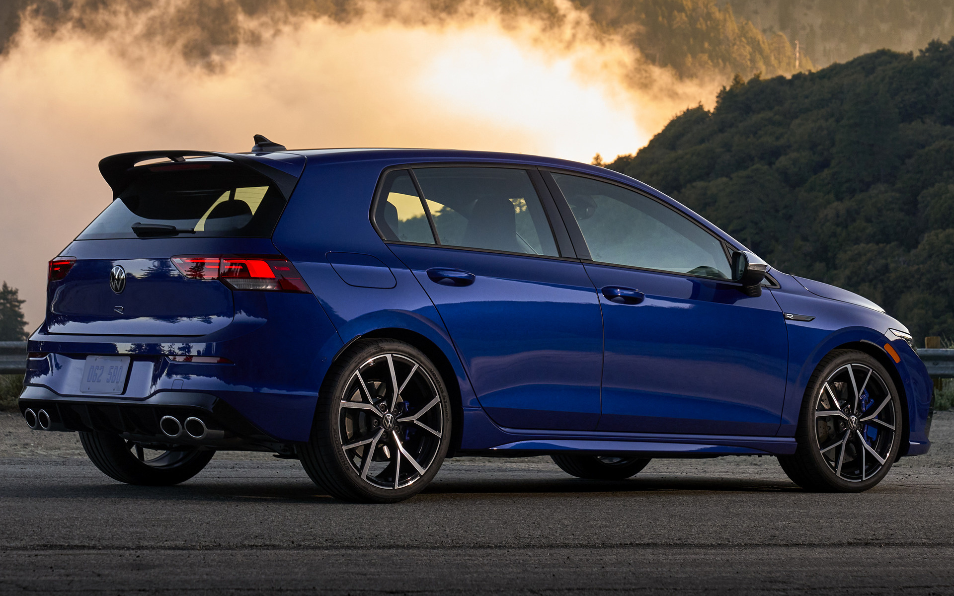 2022 Volkswagen Golf R (US) and HD Image