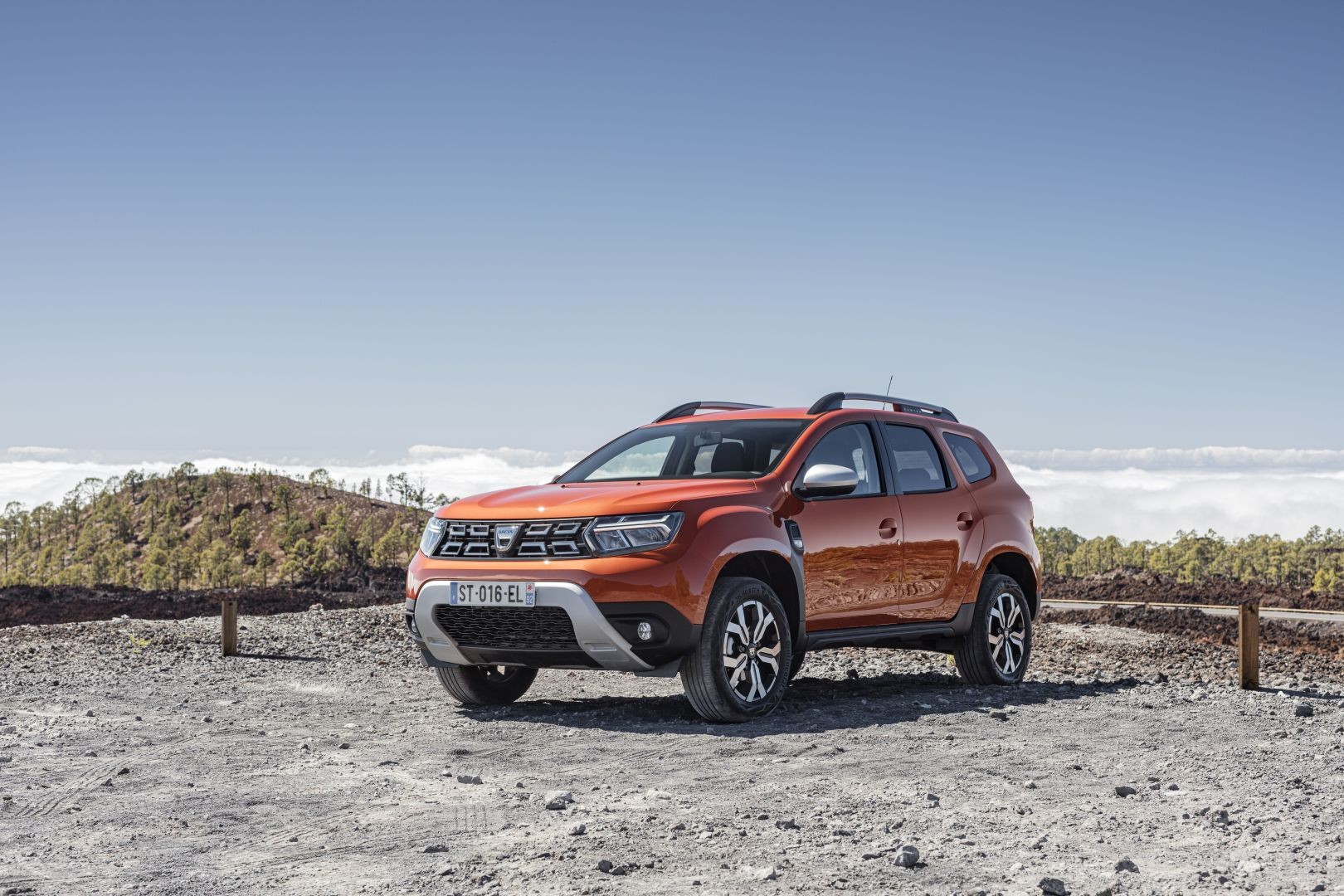 DACIA Duster specs & photo, 2022