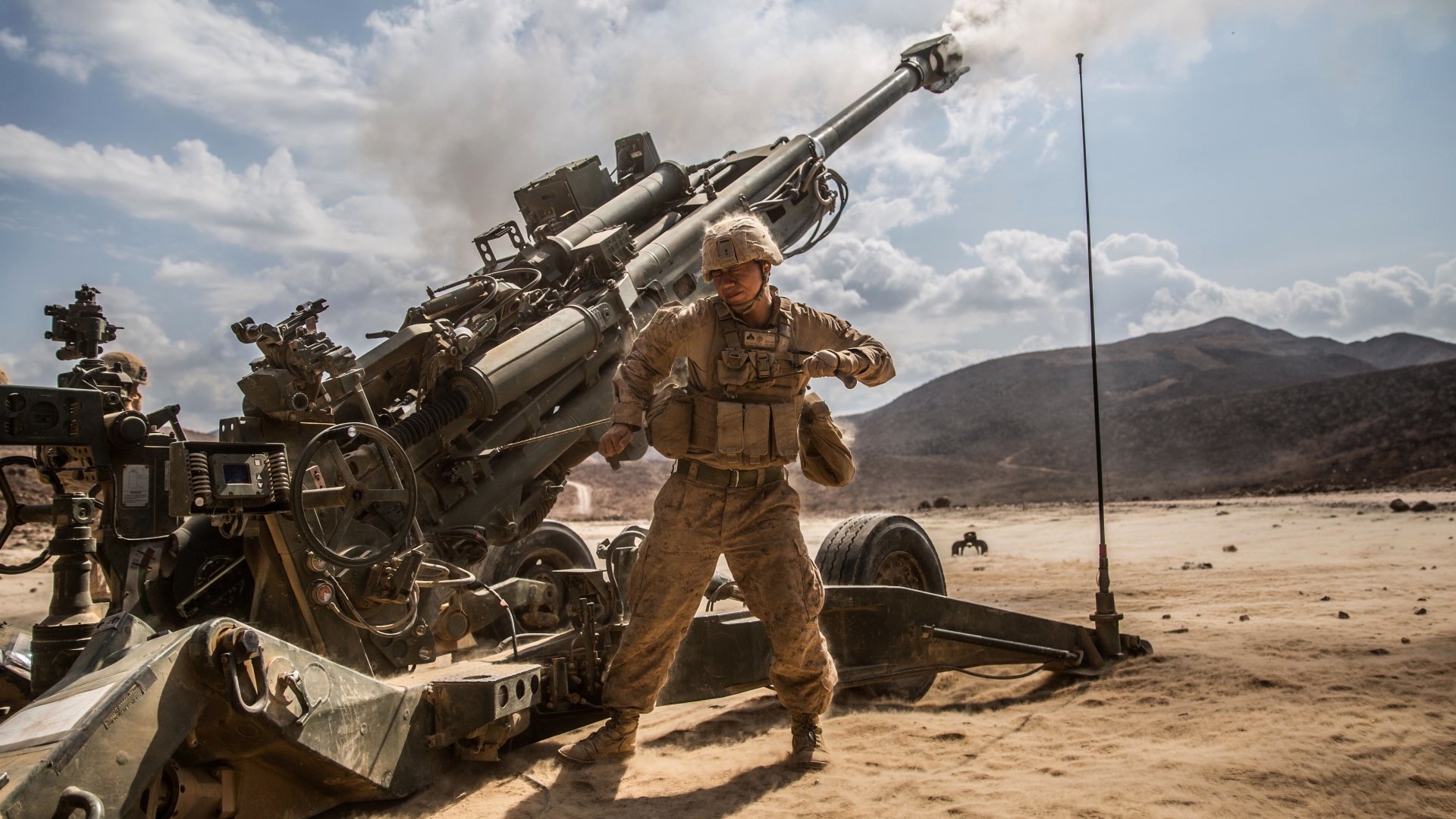 M777 howitzer HD Wallpaper and Background