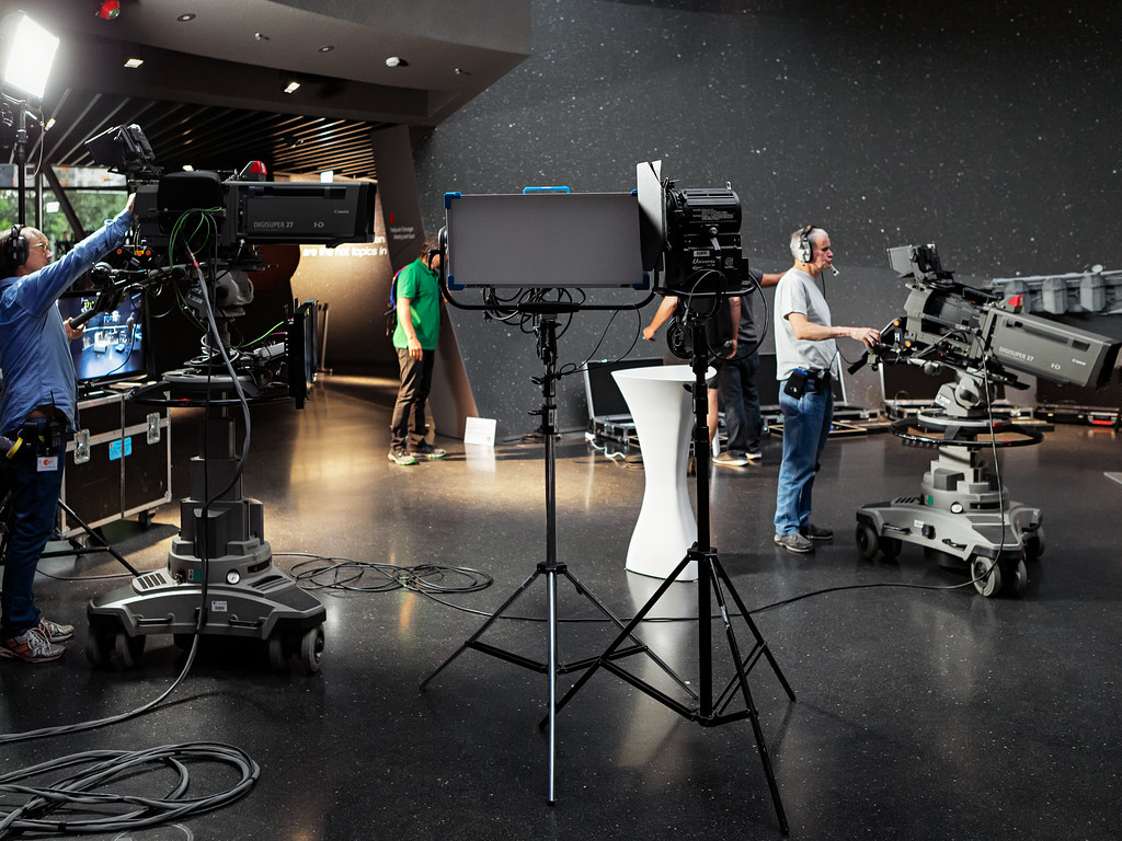 ZDF filming in the ESO Supernova