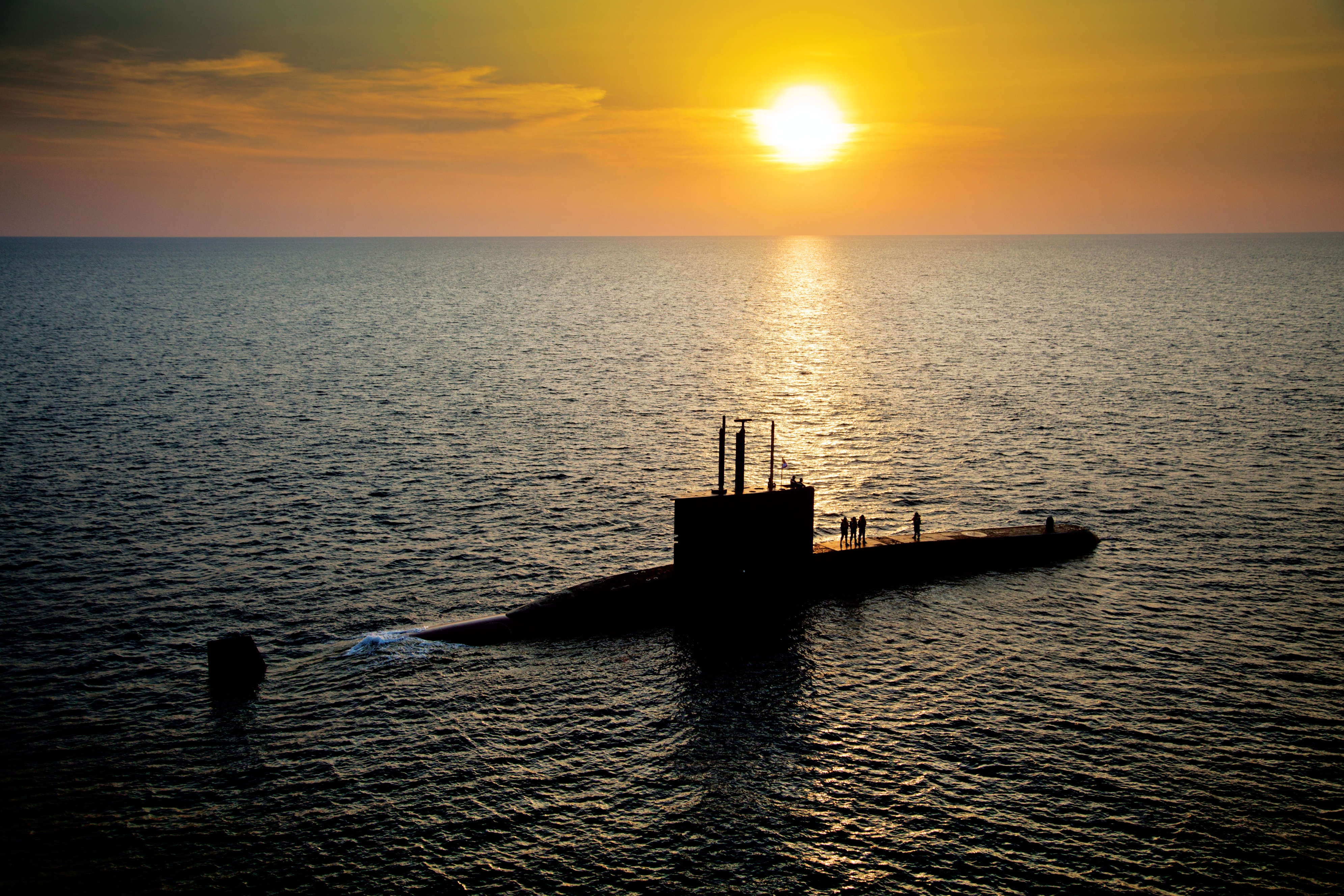 Spansen: Stories Of Indian Navy's Submarines .And Some Sweet Photo