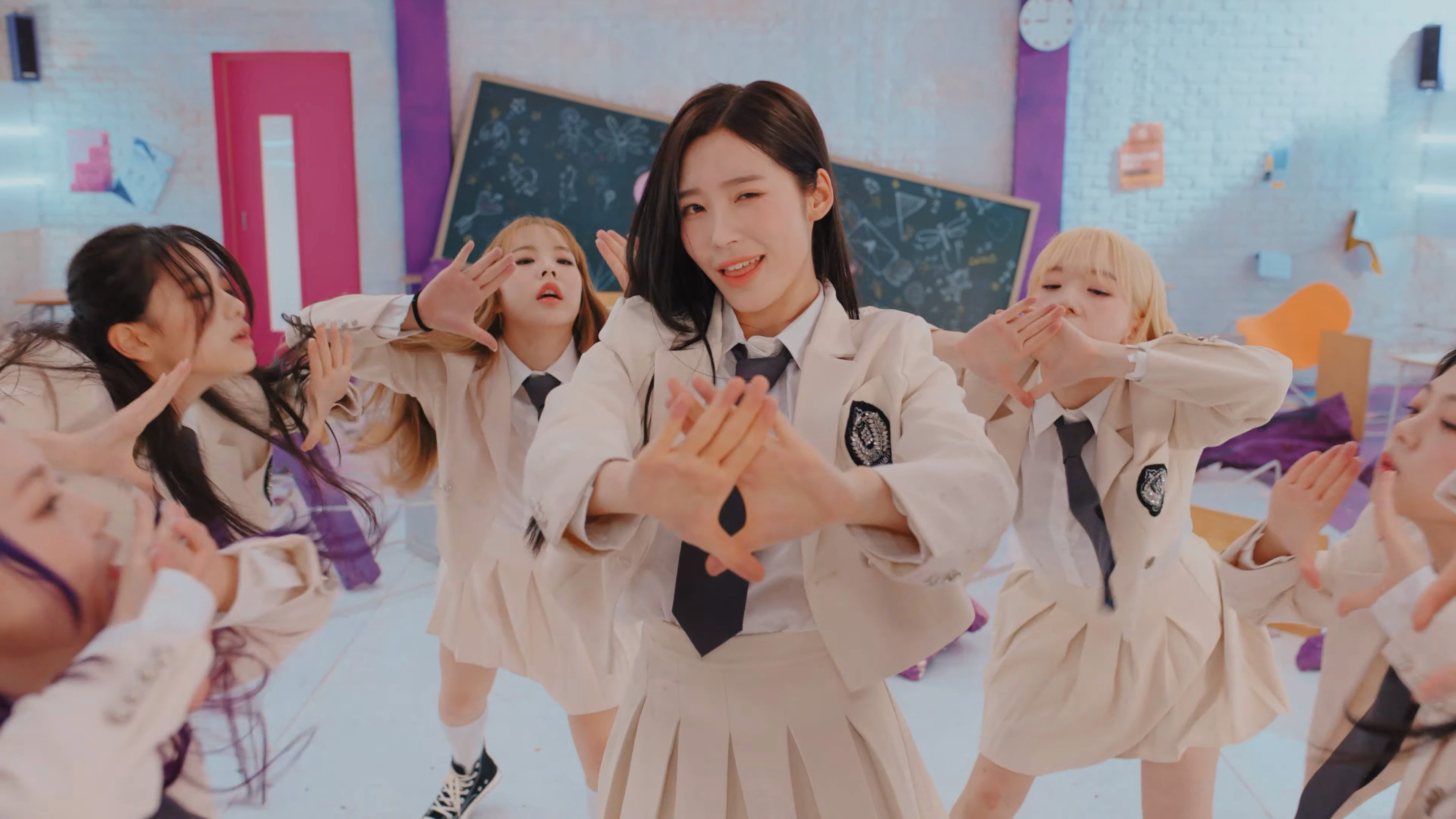 CLASS:y Down Who's Who Pop Database / Dbkpop.com