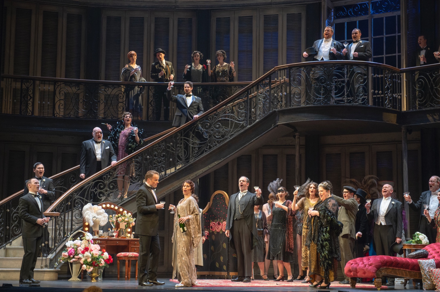 A delight for the senses: La traviata in Victoria